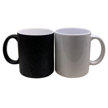 La taza de café de cerámica atmosférica de color sólido de alta calidad sólido